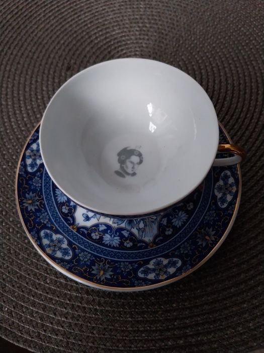 Filiżanka z porcelany.