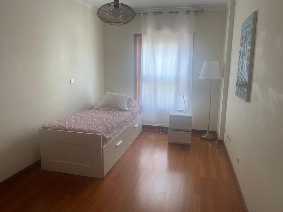 Cama solteiro com extensão para cama de 160