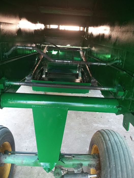 Комбаїн вольво 800