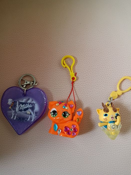 Zawieszki do plecaka