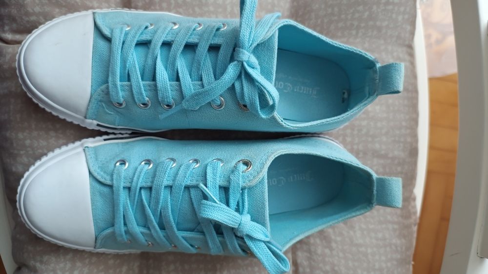 Trampki Juicy Couture 39