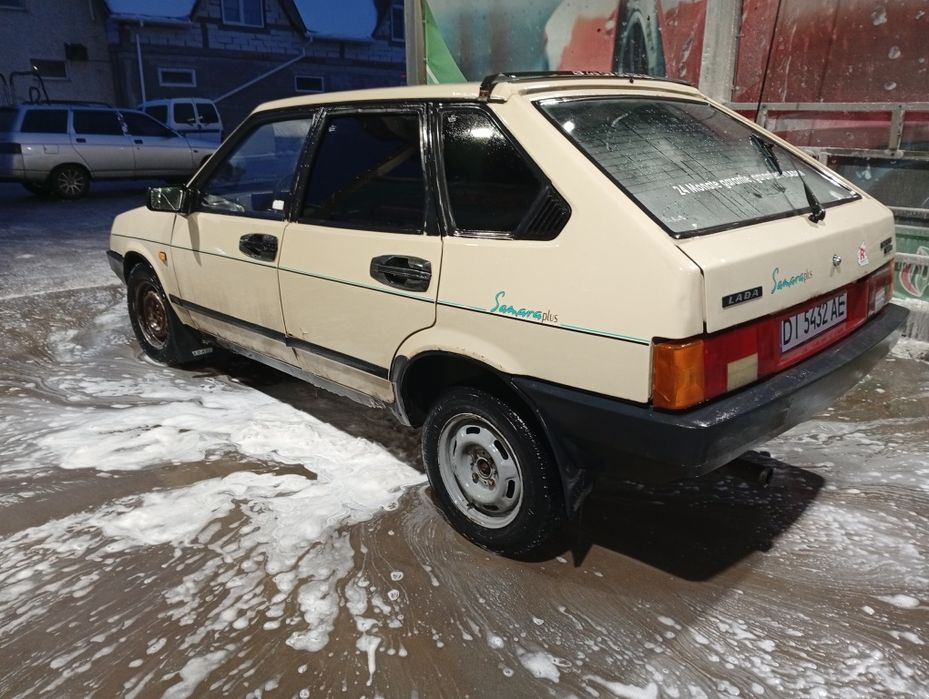 Продам ваз-2109 бензин