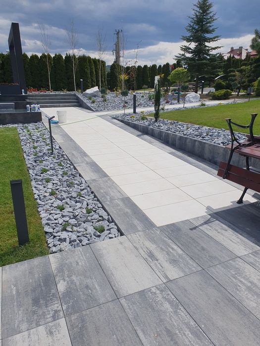 Prace ziemne Brukarstwo układanie kostki wykopy
Transport