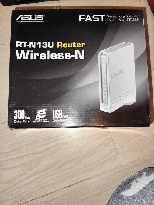 Routery
Router Asus RT-N13U
