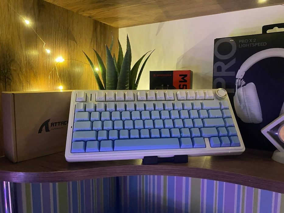 AULA F75 — універсальна механічна клавіатура