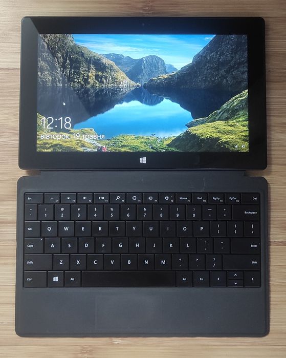 Microsoft Surface Pro 128Gb - Купити електроніку - Ціни на OLX.ua