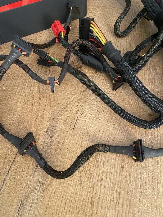 Zasilacz Thermaltake Toughpower Grand 1050W
