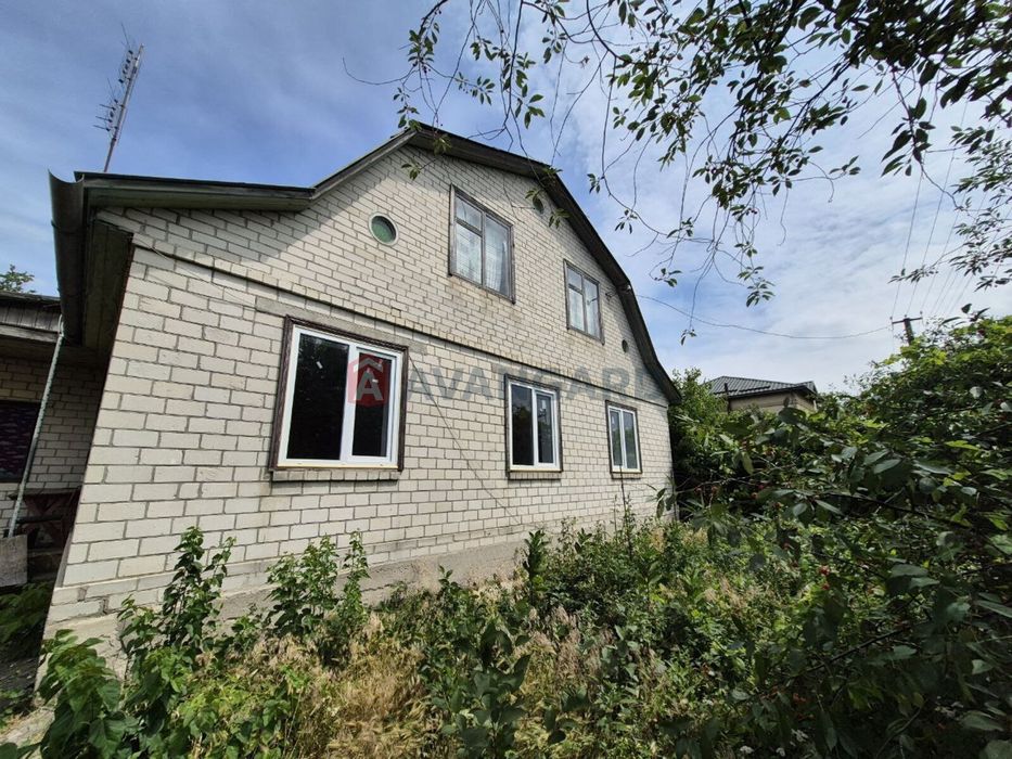 Продаж будинку в Слободі з виходом на Дніпро