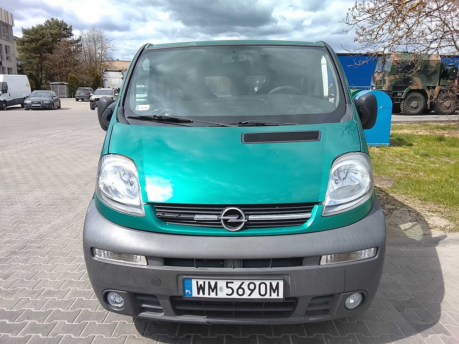 Opel Vivaro 1.9DTI 2002r.