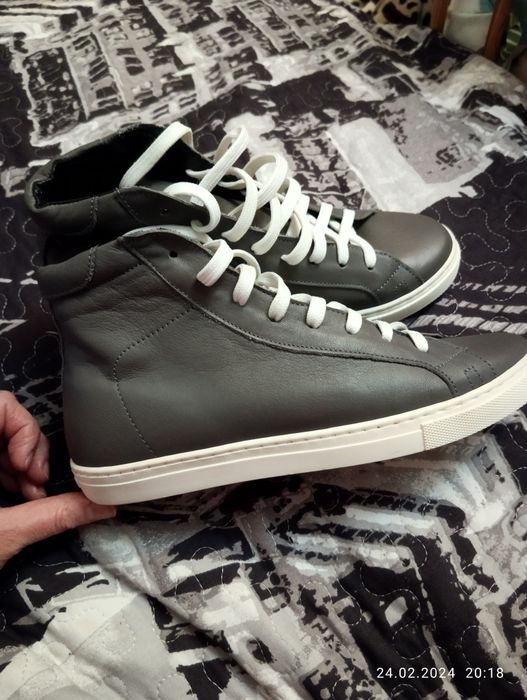 Кеды, хайтопи, шкіряні Італія, розмір 38,джинсові-розмір 40