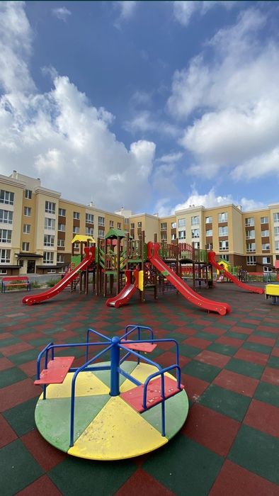 1 Кім.квартира вікна у двір Львівський Затишок Є оселя Є відновлення