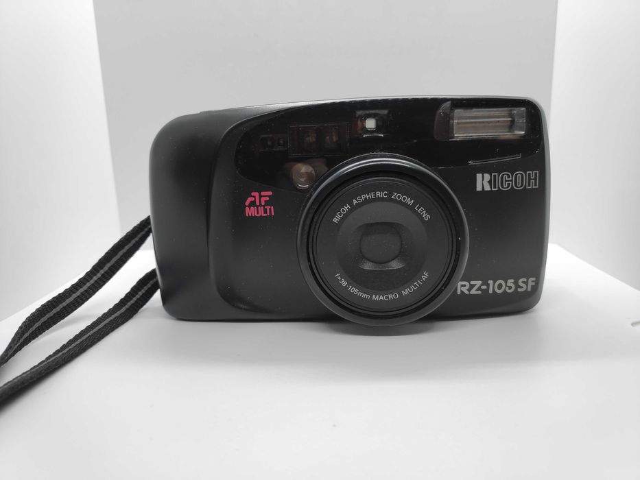 Máquina Fotográfica Ricoh RZ-105SF
