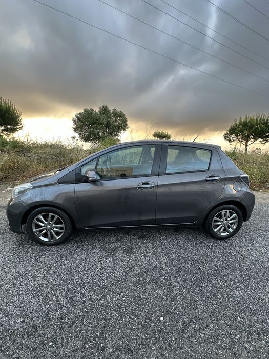 Toyota Yaris — fotografia 2