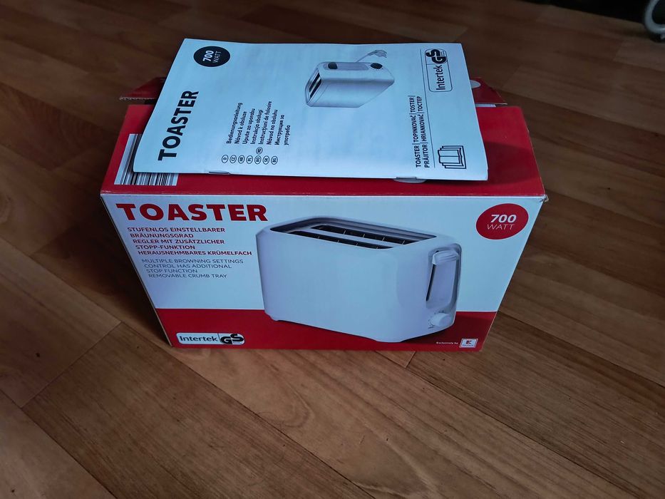 Toster. Sprawny.