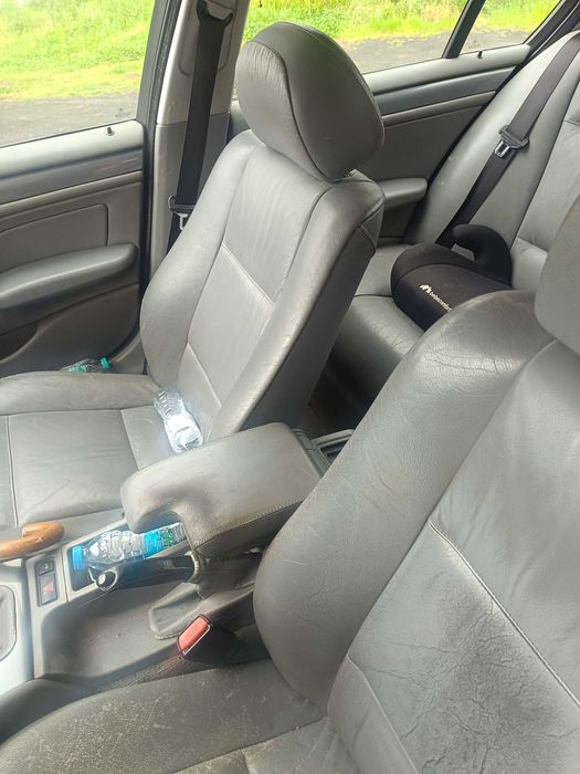 BMW 320 gasol negociável