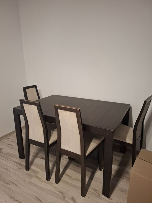 Stół + 4 krzesła