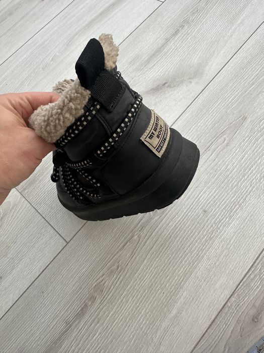 Ботінки zara  30