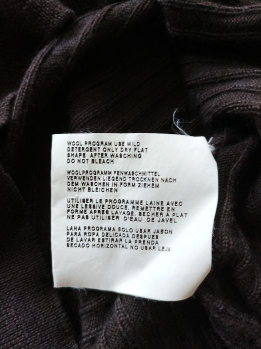 Hugo Boss sweterek merino