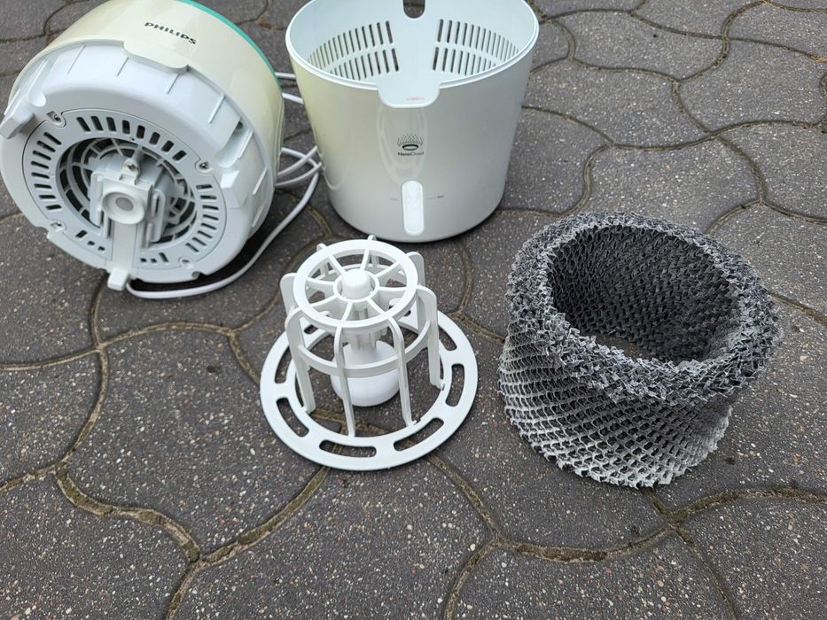 Nawilżacz powietrza ewaporacyjny PHILIPS HU4801/01 z regulacją filtr