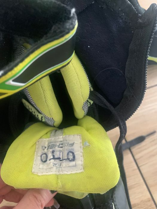 Buty do nart biegowych  rozm EU 40 Fischer skating RCS SKATE NNN