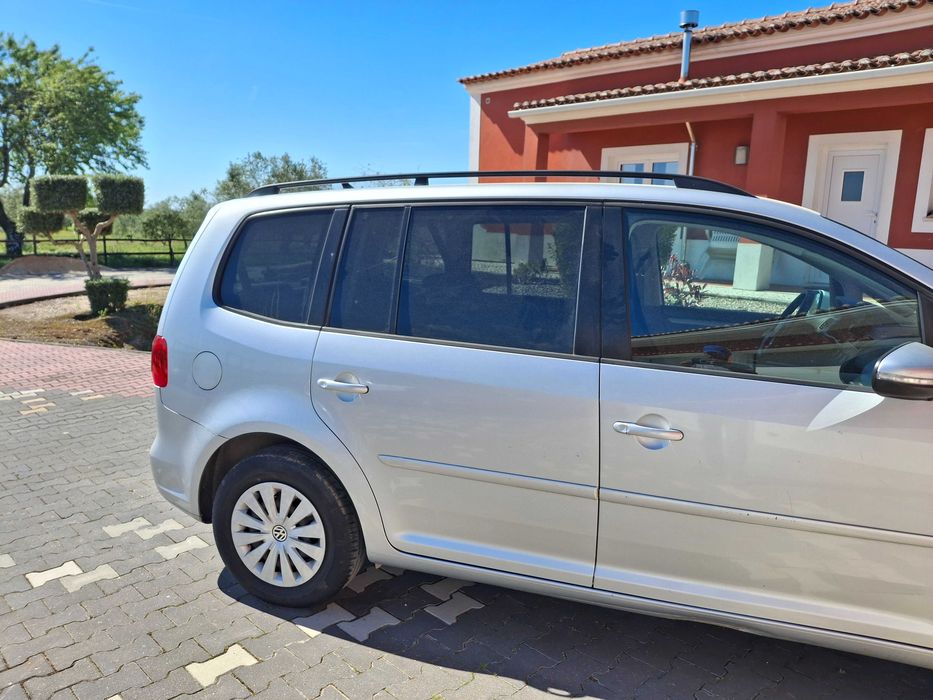 Vendo vw touran impecável