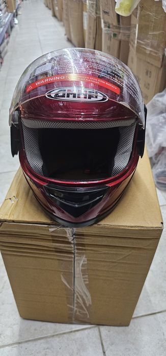 Capacetes de criança novos