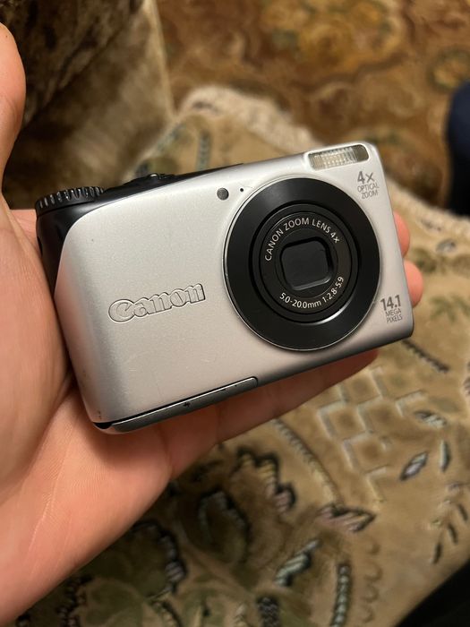 Canon PowerShot 2200 HD мильниця з карта пам'яті 32gb і зарядка