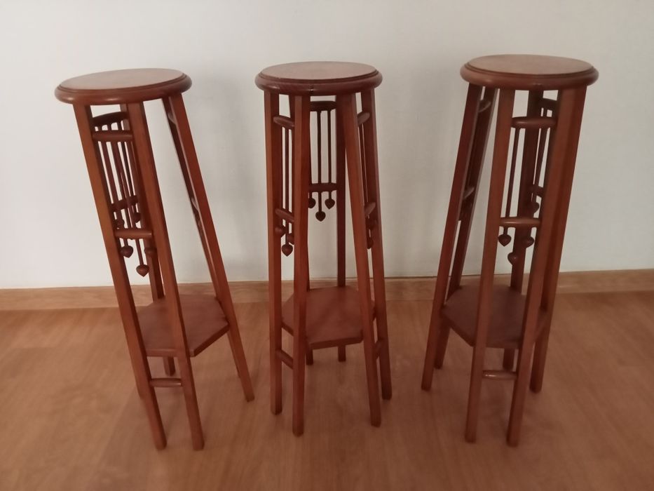 Colunas vintage em madeira