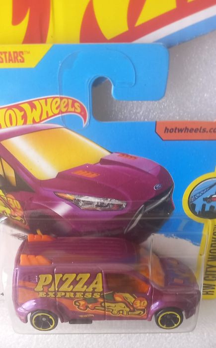 Hot wheels Ford Transit connect