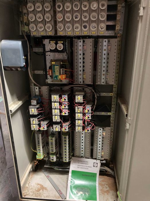 WEINIG UNIMAT 17A - MOLDADORA PLACAS MADEIRA