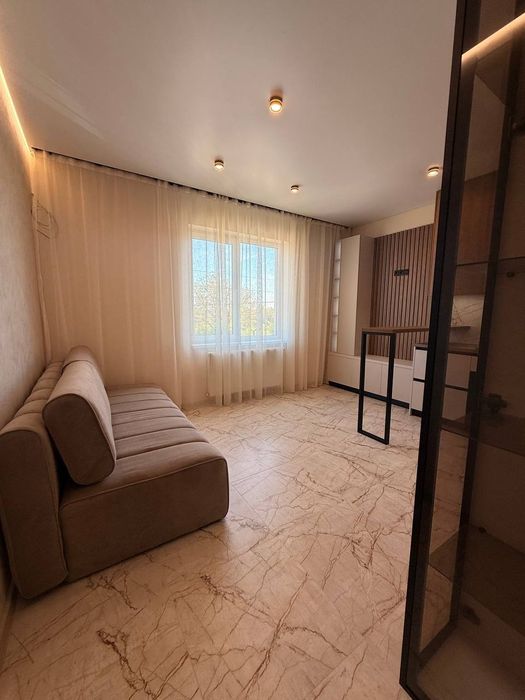 Продаж  сучасної 2-кім. квартири в ЖК Садовий
