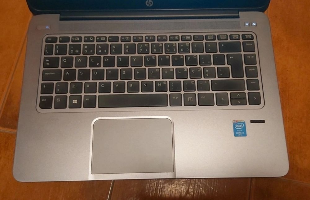 Portátil HP folio 1040 g1 intel i5