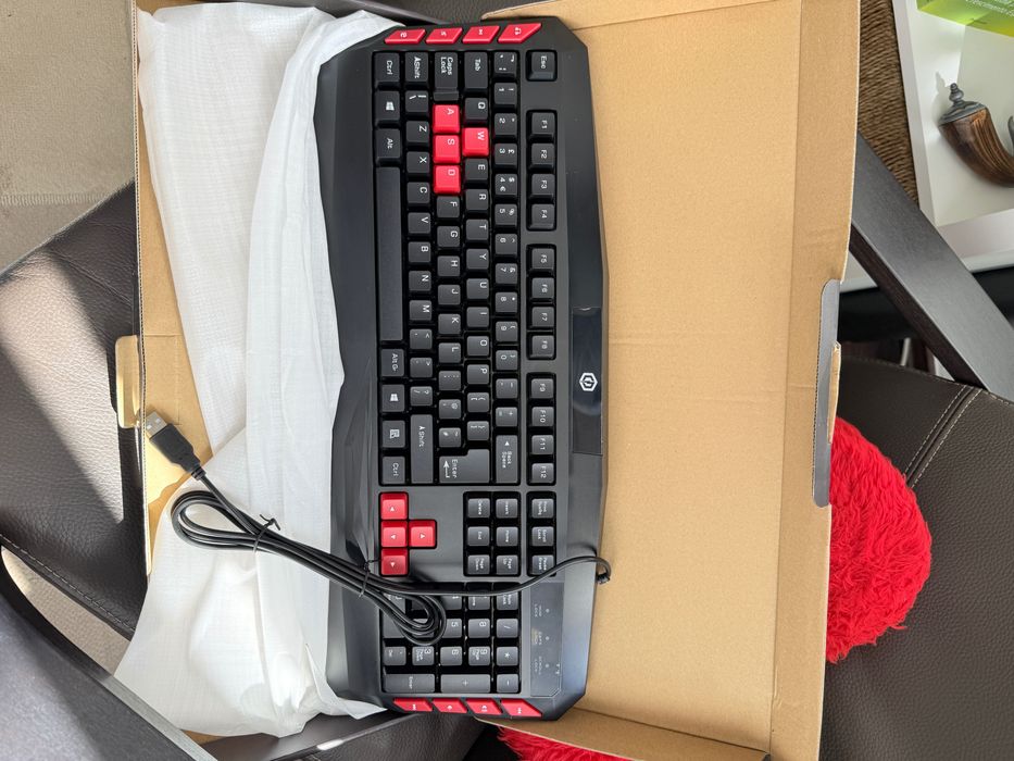 Teclado Gaming CyberPowerPC – NOVO, nunca usado