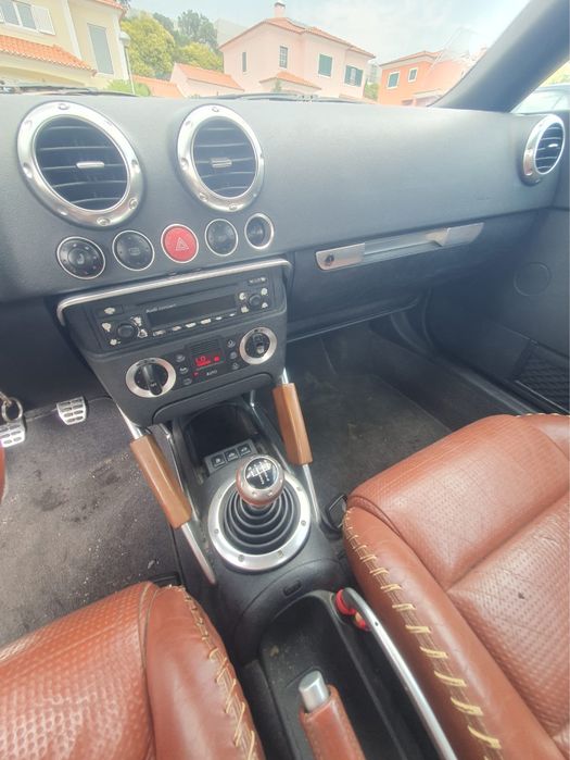 Audi TT 1.8t versão baseball - cabrio