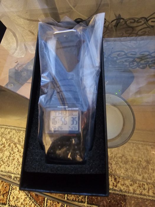 Часы калькулятор