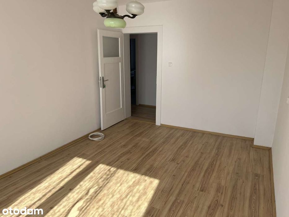 Dwupokojowe mieszkanie| pierwsze piętro | 47,56m2 | piwnica | Kromera