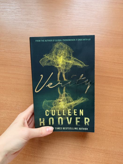 Verity - Colleen Hoover