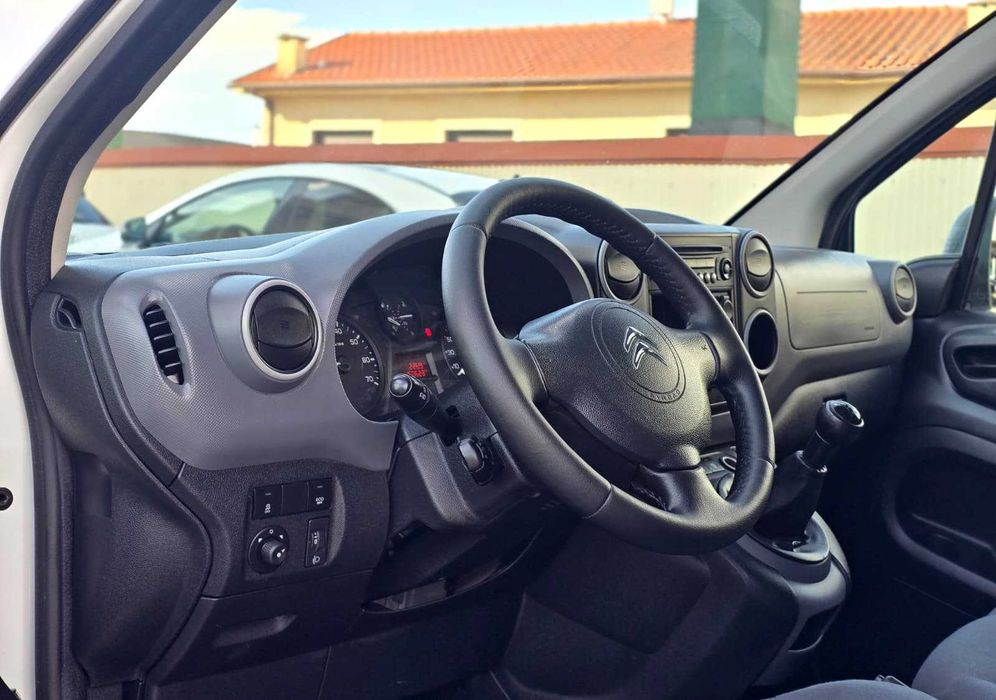 Citroen berlingo L1 1.6hdi 100cv "3 lugares"