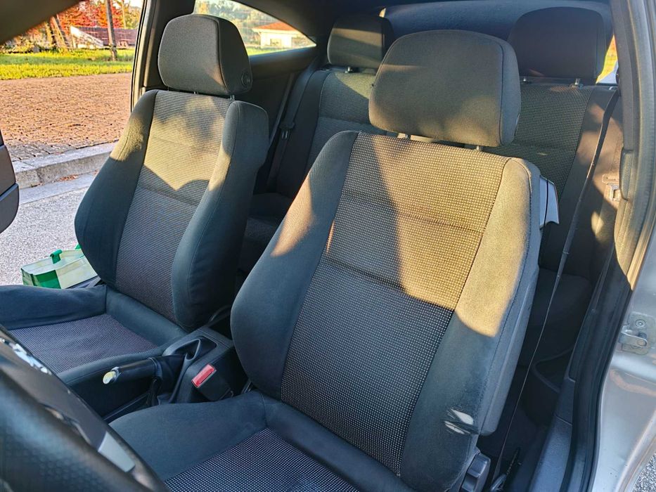 Opel Astra GTC 1.3 CDTI - IUC Antigo