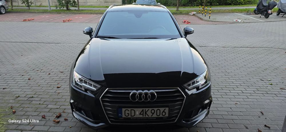 Audi A4 Avant Audi A4 Avant S-line Matrix