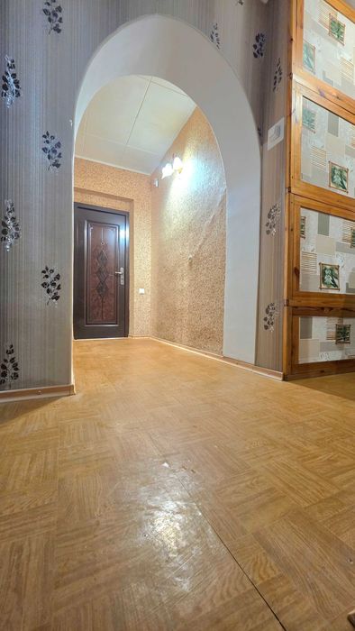 2-кімнатна квартира по вул.Ювілейна.