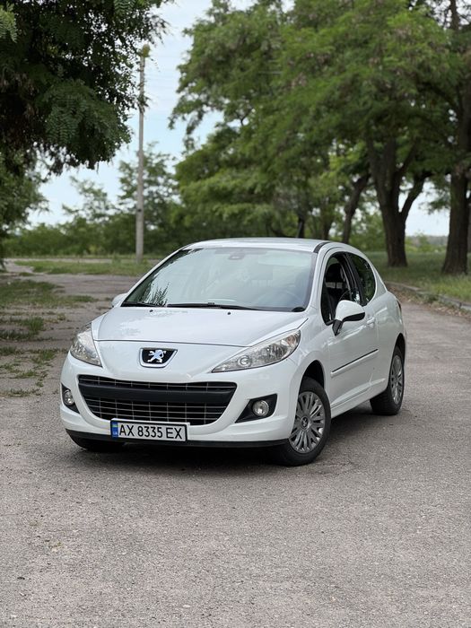 Peugeot 207 2011г.в