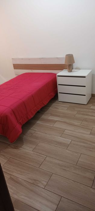 Quarto aluga-se na margem sul