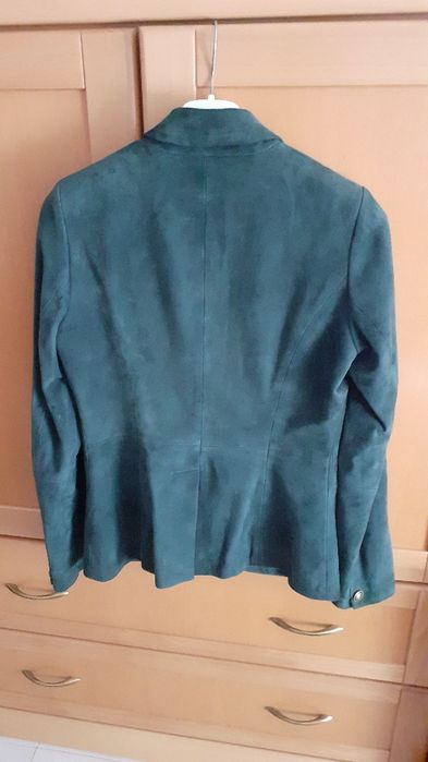 Casaco verde escuro de Camurça ( Senhora) GUESS  C/ Novo