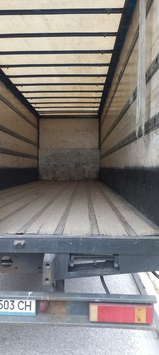 Будка на вантажний автомобіль з движний верх.