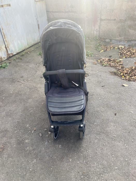 Дитяча коляска в добром стані