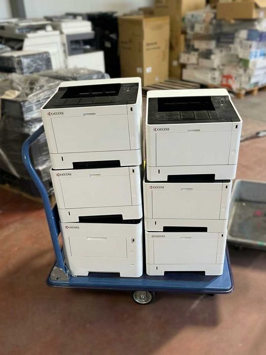 Kyocera P2040dn / лазерний, монохромний принтер з маленьким пробігом.