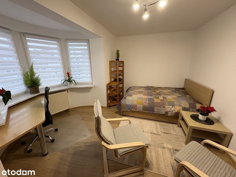 Jasna kawalerka | Metro Kabaty | 32 m² | po remoncie