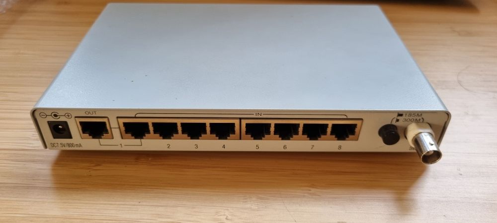 HUB OvisLink ethernet de 8 portas