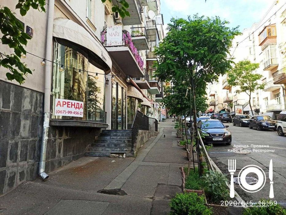 БЕЗ% Продажа Фасад Витрины Майдан 332м2. ул. Костельная 3
